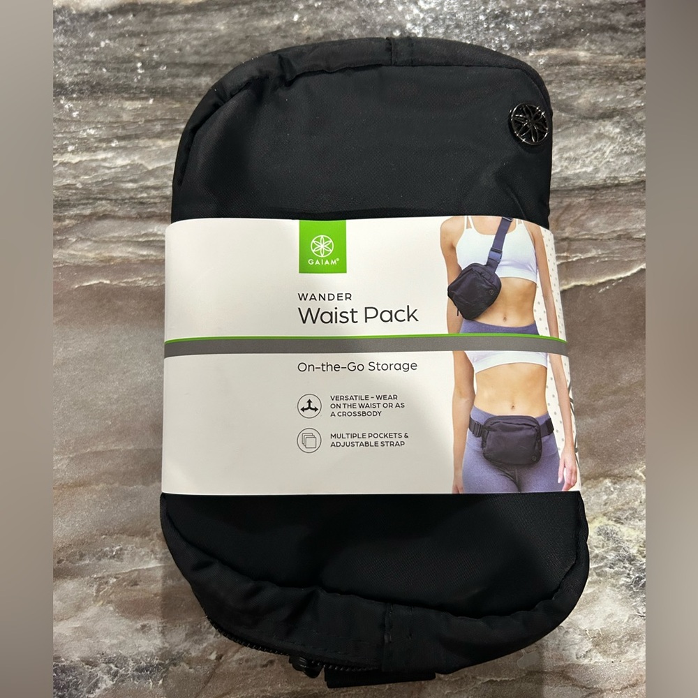 Gaiam Wander Waist Pack- belt bag. NWT